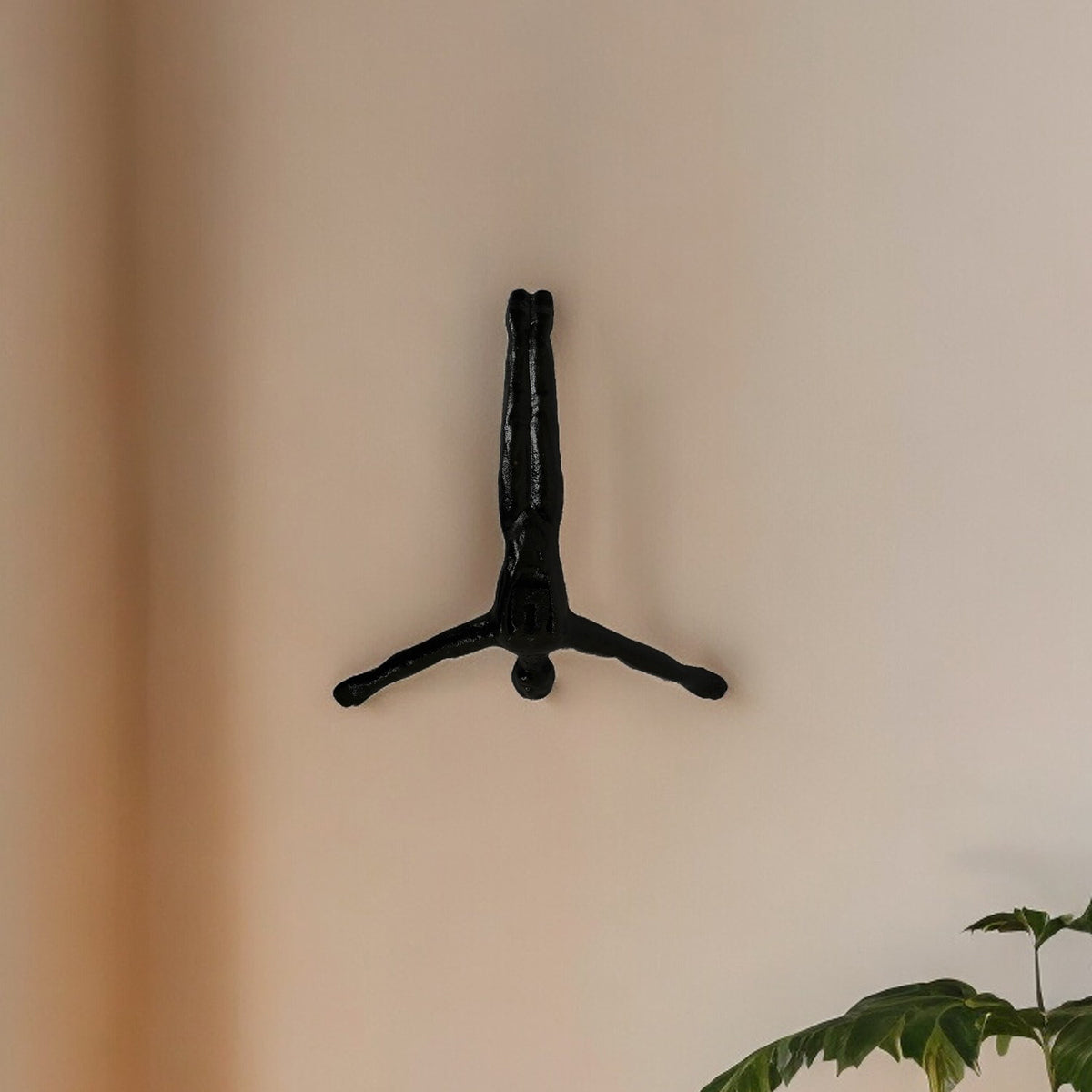 Metal Wall Decor | Aluminium | Men Upside Down | 24 cm | Black By Manor House