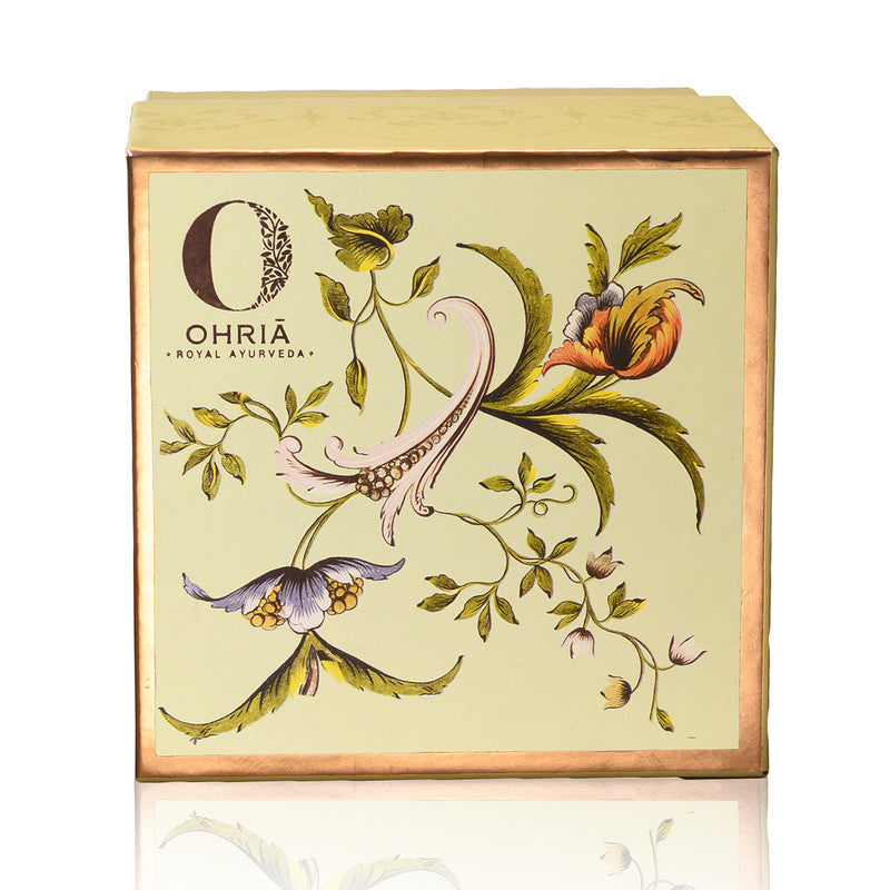 Ohria Ayurveda Brass Soy Wax Candle | Raatrani & Mint | 370 g