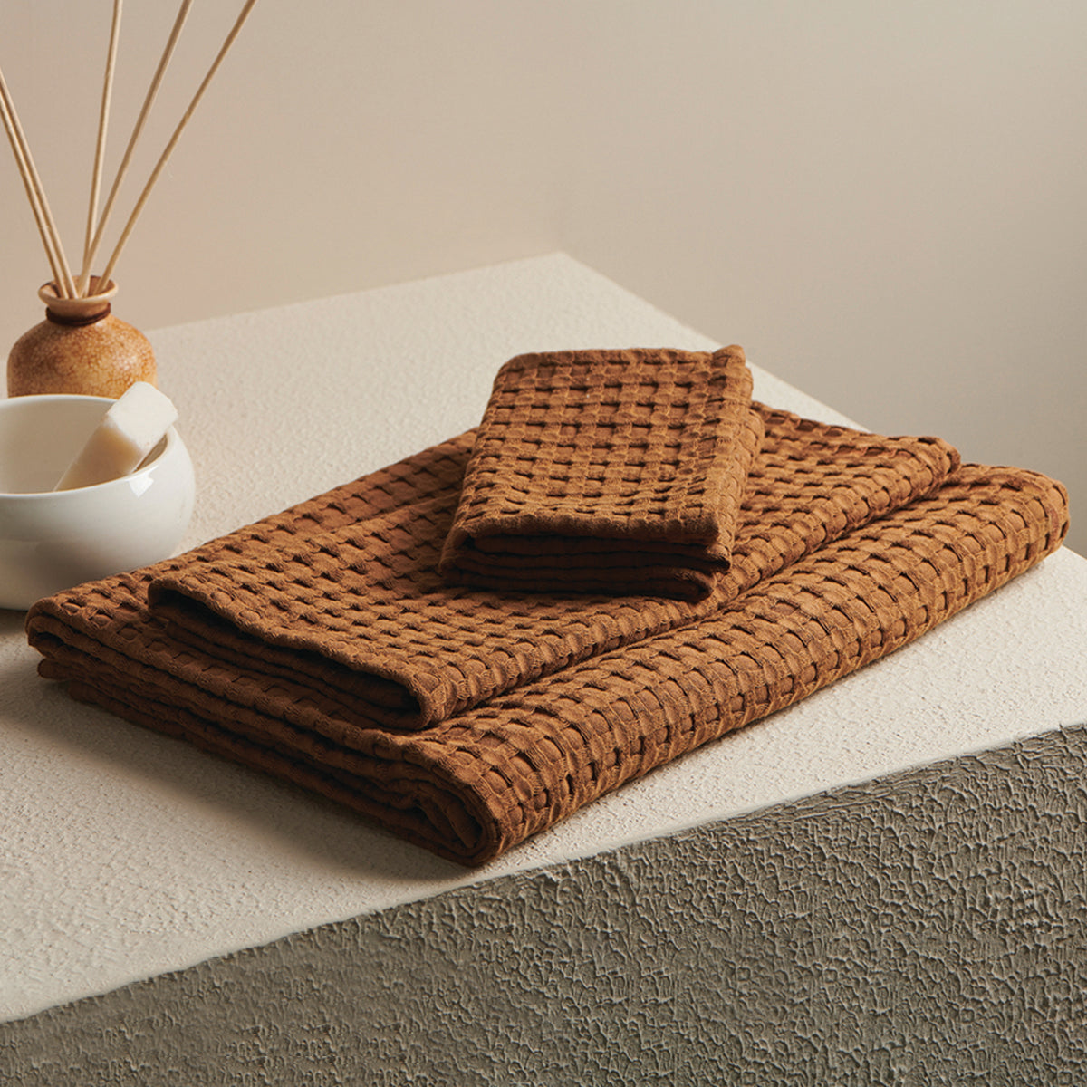 Bamboo Cotton Towel Set | Waffle Design | Burlap Brown | Set of 4 By Oodaii