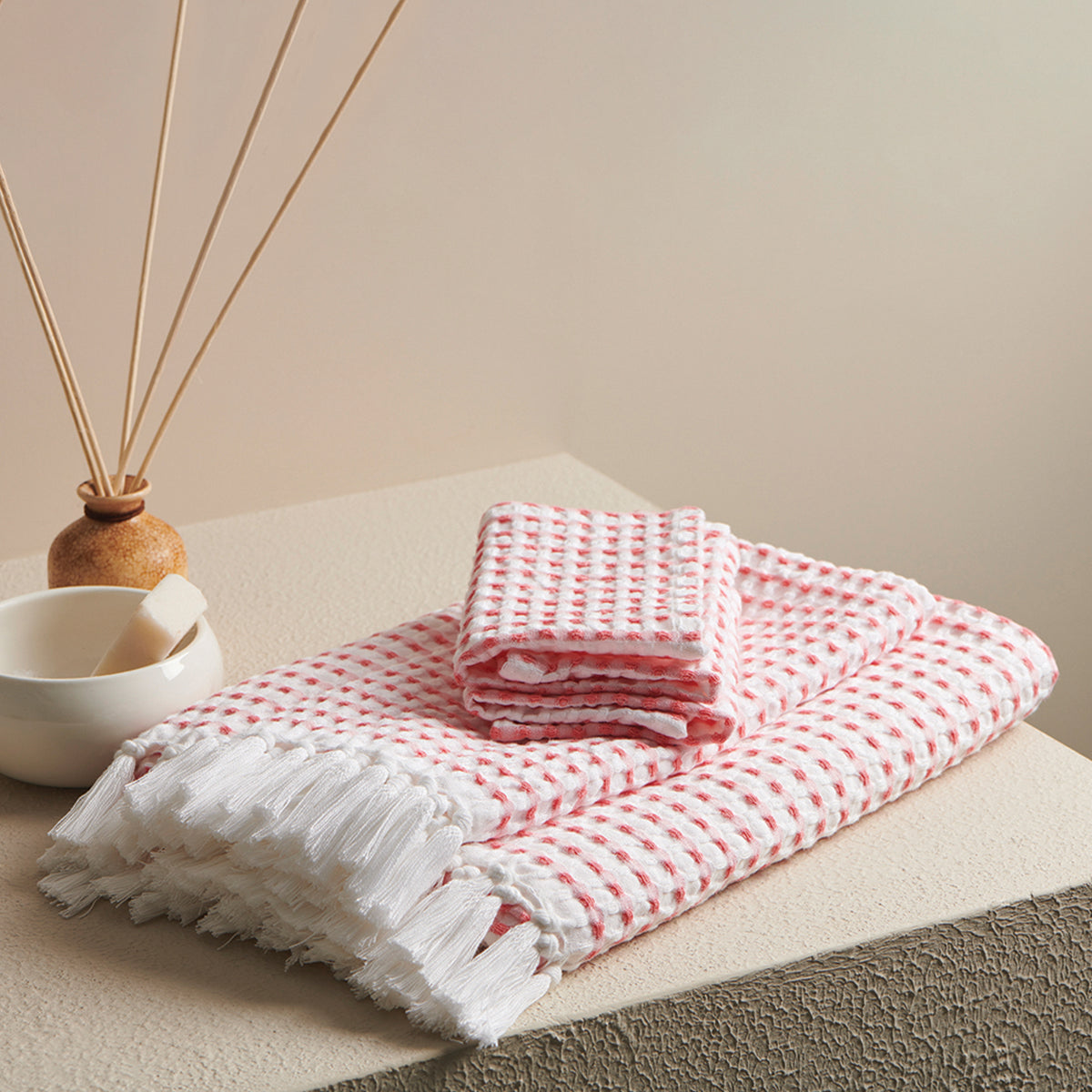 Cotton Towel Set | Waffle Design | Peach & White | Set of 4