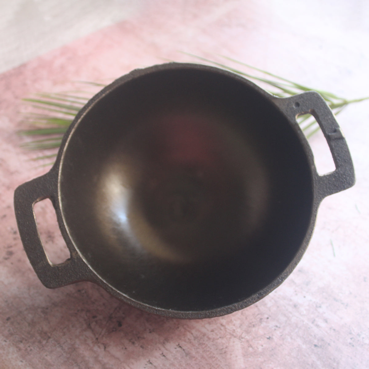 Cast Iron Kadai | Black | 9 Inches