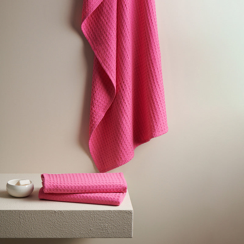 Cotton Bath Towel | Super-Absorbent | Pink Rose | 70 x 140 cm By Oodaii