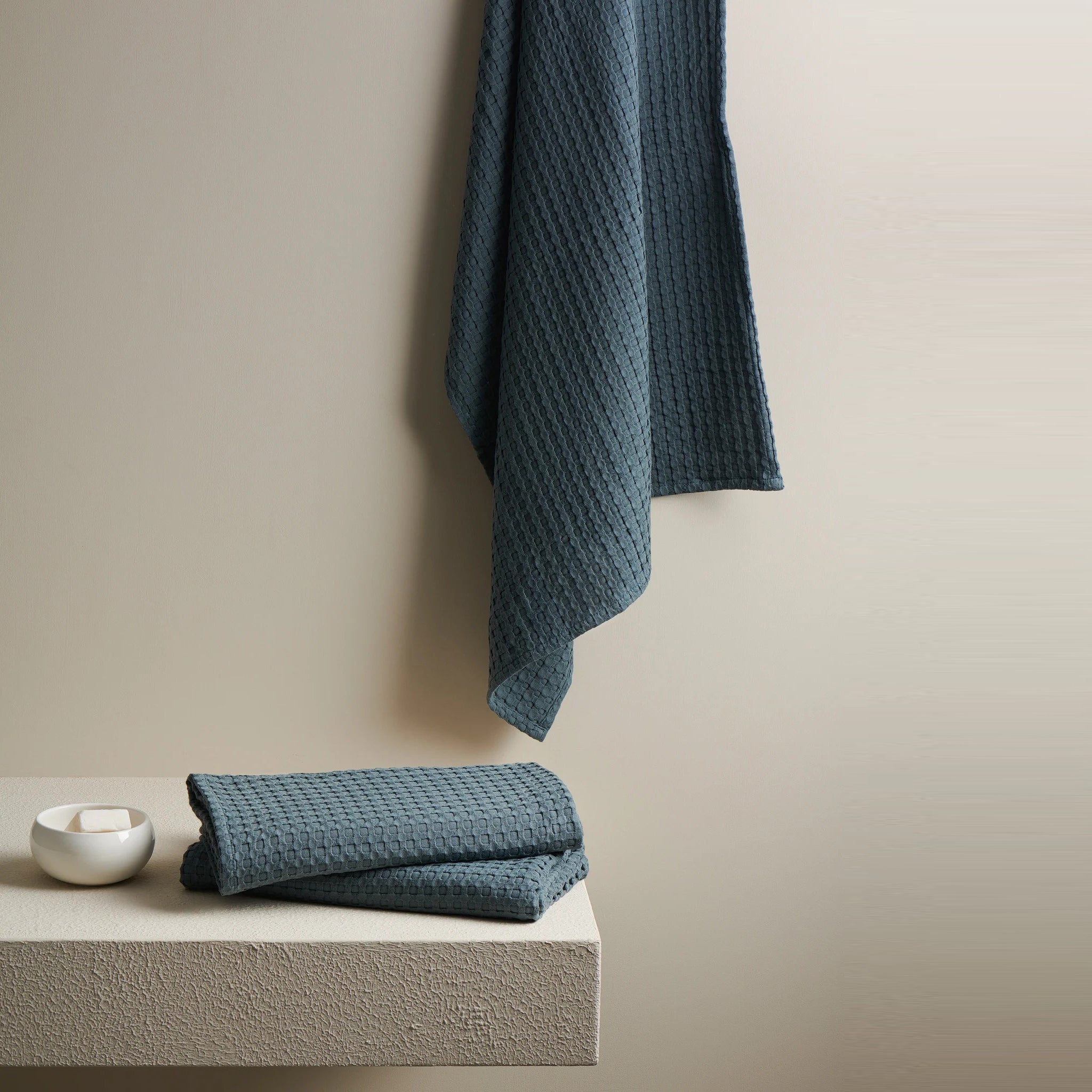 Cotton Bath Towel | Waffle Design | Blue | 70 x 140 cm By Oodaii