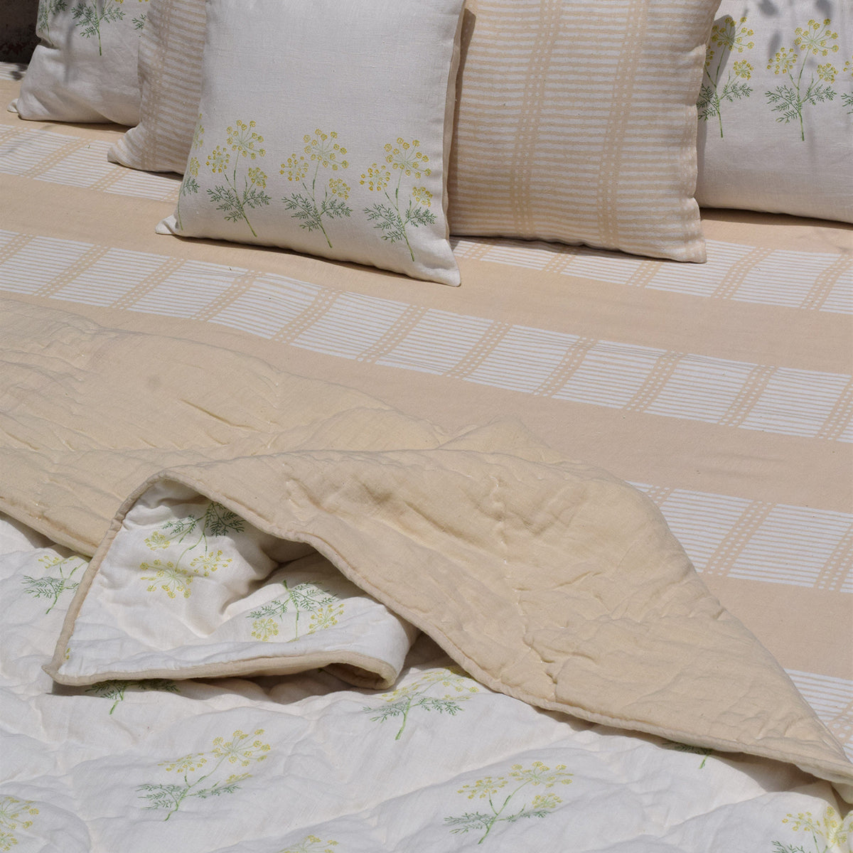 Linen King Size Bed AC Blanket | Reversible | White & Beige