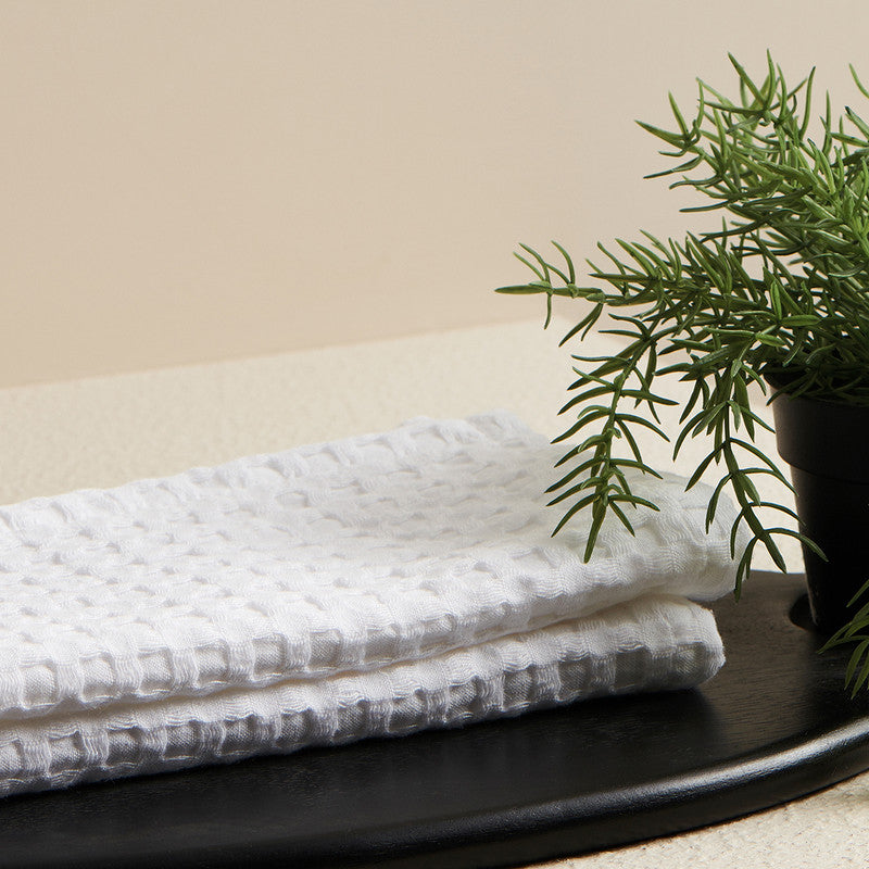 Cotton Hand Towel | Super-Absorbent | Textured White | 40 x 60 cm By Oodaii