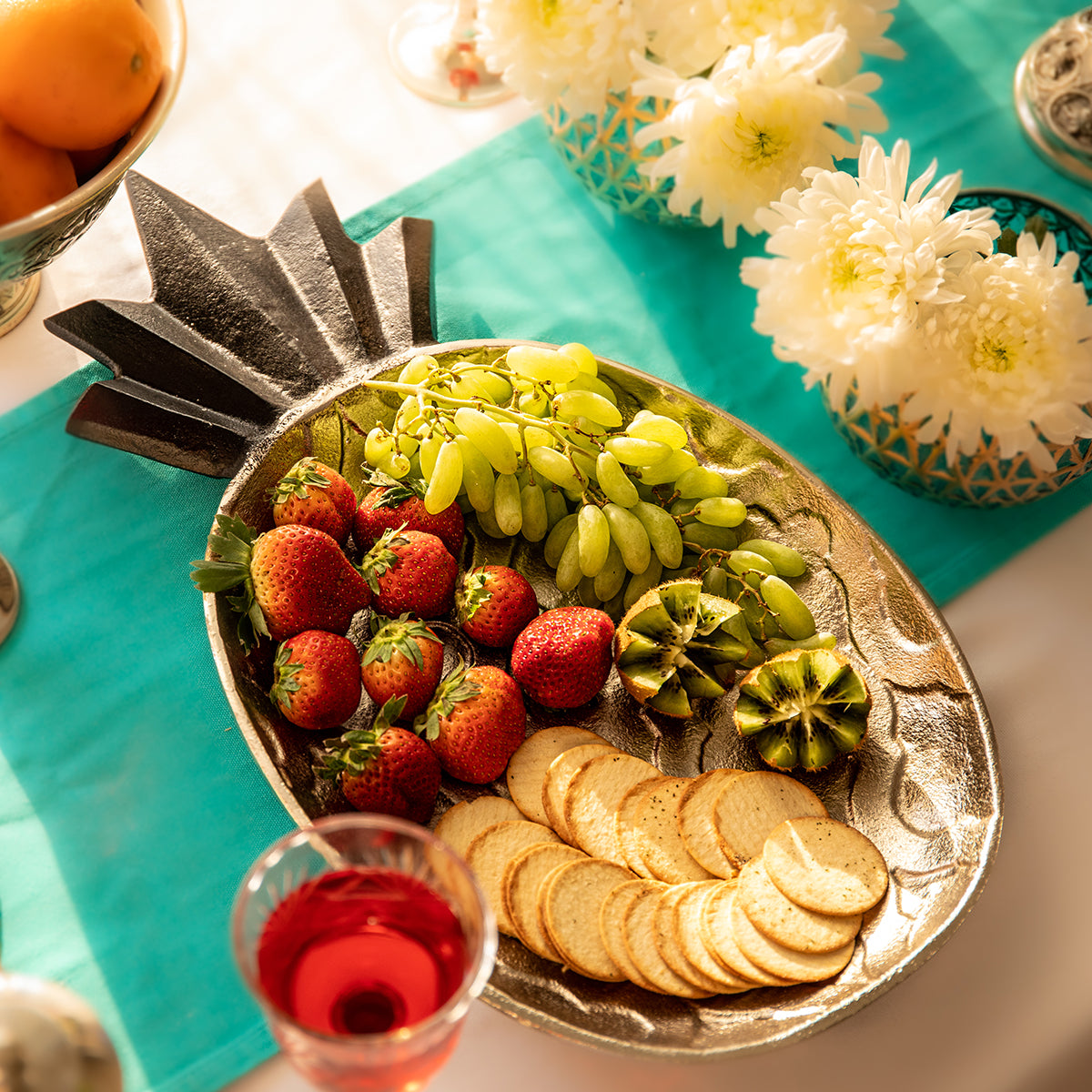 Aluminium Pineapple Platter | Nickel Finish