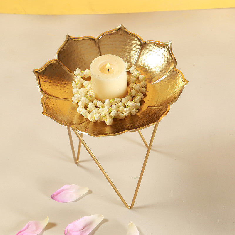 Iron Nalin Urli with Stand | Gold
