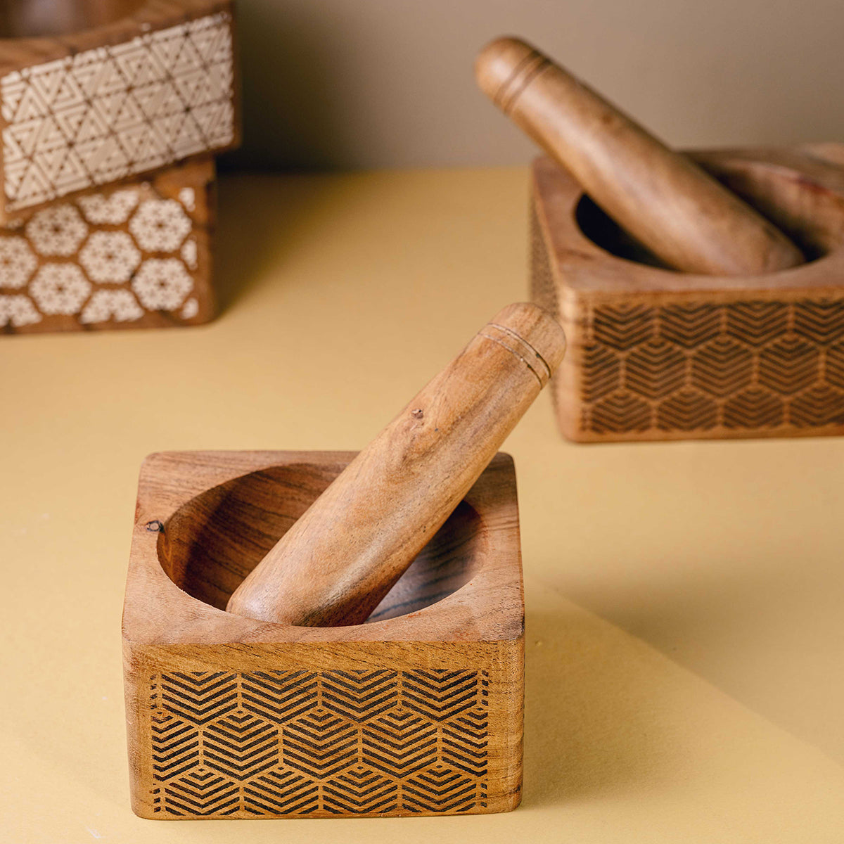 Wooden Mortar Pestle Set | Geometric Design | Brown & Black By Araana Home
