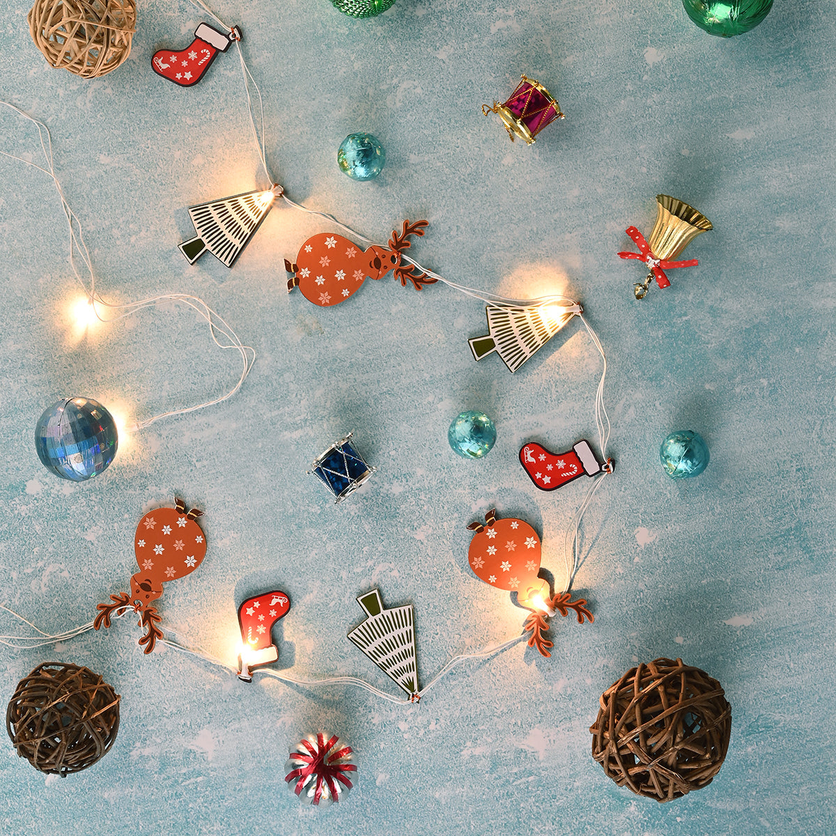 Decorative Light Bunting | Birch Wood | Reindeer Design | Multicolour | 118 inches