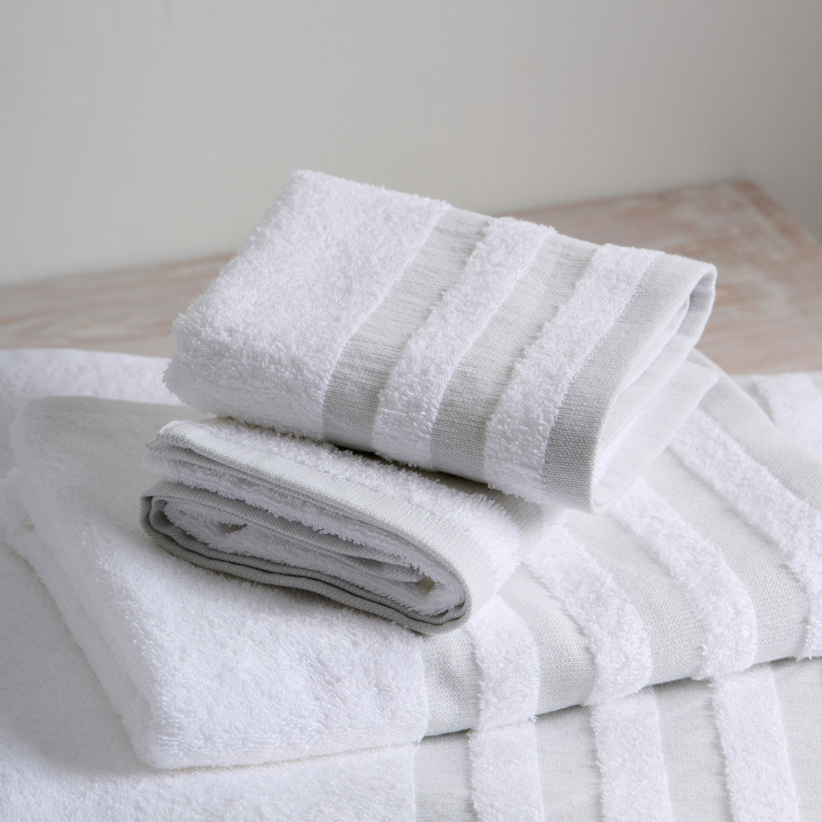 Cotton Bath Towel | Large Size | White | 90 x 150 cm By Oodaii